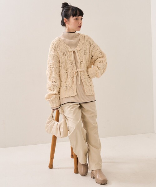 FREAK'S STORE(フリークスストア)の「バルキー柄編みリボンニットカーディガン(カーディガン/ボレロ・レディース・ブラック/オフホワイト・フリ-)」の16枚目の写真