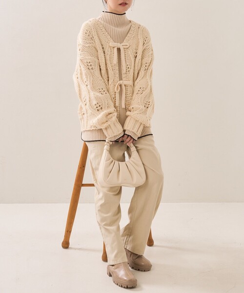 FREAK'S STORE(フリークスストア)の「バルキー柄編みリボンニットカーディガン(カーディガン/ボレロ・レディース・ブラック/オフホワイト・フリ-)」の12枚目の写真