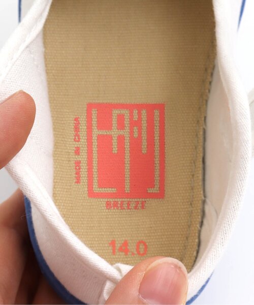 BREEZE（ブリーズ）の「【履きやすいベロクロ式】上履き（スリッポン・キッズ・ブルー/オレンジ/ベージュ・18/15 /19/17/16/14）」の11枚目の写真