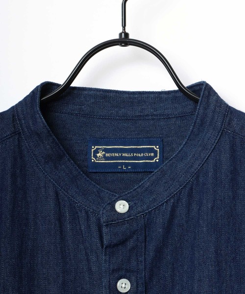 BEVERLY HILLS POLO CLUB（ビバリーヒルズポロクラブ）の「BEVERLY HILLS POLO CLUB/ビバリーヒルズポロクラブ オーバーサイズ コットン ツイル デニム ワンポイント刺繍 バンドカラーシャツ（シャツ/ブラウス・メンズ・ライトインディゴブルー/スミクロ/インディゴブルー/ホワイト・M/L/LL）」の5枚目の写真