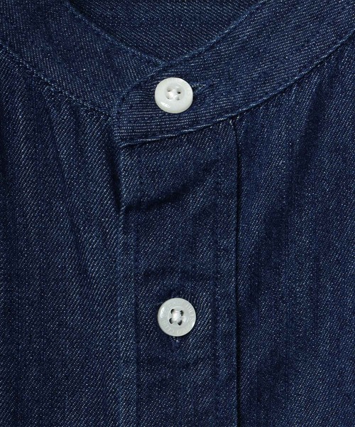BEVERLY HILLS POLO CLUB（ビバリーヒルズポロクラブ）の「BEVERLY HILLS POLO CLUB/ビバリーヒルズポロクラブ オーバーサイズ コットン ツイル デニム ワンポイント刺繍 バンドカラーシャツ（シャツ/ブラウス・メンズ・ライトインディゴブルー/スミクロ/インディゴブルー/ホワイト・M/L/LL）」の6枚目の写真
