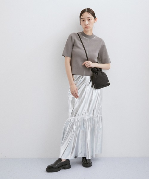 ADAM ET ROPE'（アダムエロペ）の「【サステナブル】バイカラーハーフスリーブニット（ニット/セーター・レディース・グレー/ホワイト系その他/ブラック系その他・FREE）」の6枚目の写真