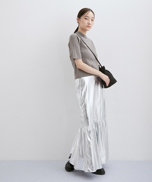 ADAM ET ROPE'（アダムエロペ）の「【サステナブル】バイカラーハーフスリーブニット（ニット/セーター・レディース・グレー/ホワイト系その他/ブラック系その他・FREE）」の20枚目の写真