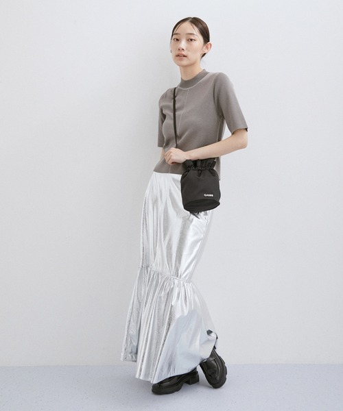 ADAM ET ROPE'（アダムエロペ）の「【サステナブル】バイカラーハーフスリーブニット（ニット/セーター・レディース・グレー/ホワイト系その他/ブラック系その他・FREE）」の21枚目の写真