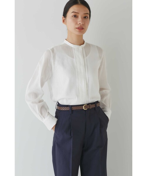human woman(ヒューマンウーマン)の「◆サテンシフォンブラウス(シャツ/ブラウス・レディース・ベージュ系その他2/ホワイト/ネイビー・SMALL/MEDIUM)」の5枚目の写真