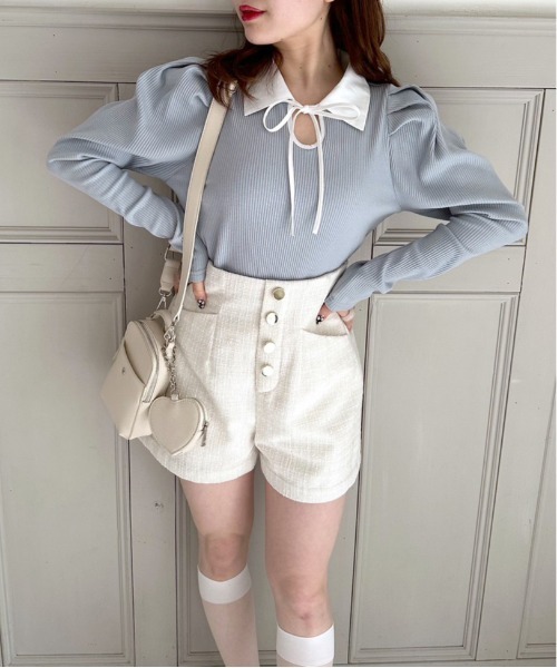 OLIVE des OLIVE（オリーブデオリーブ）の「白衿リボンプルオーバー（Tシャツ/カットソー・レディース・ブラック/オフホワイト/サックスブルー・FREE）」の19枚目の写真