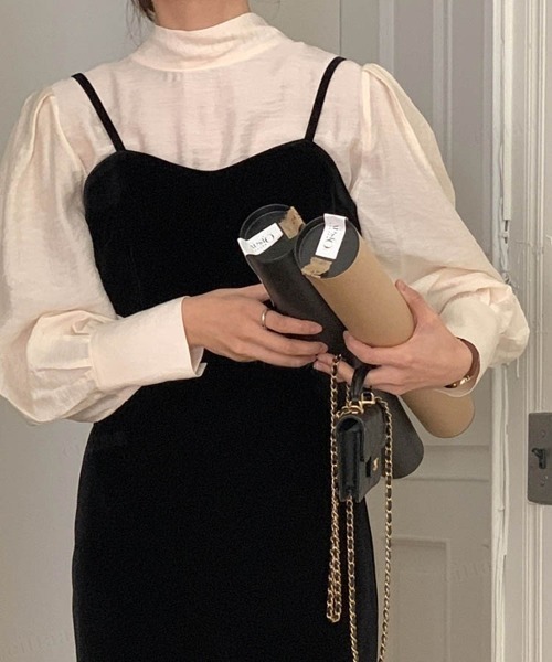 Dalfwin（ダールフィン）の「2023SS 春新作　韓国ファッション ブラウス レディース　バックリボンヴィンテージサテンブラウス リボン パフスリーブ トップス　2023SS シアー（シャツ/ブラウス・レディース・ベージュ/アイボリー・FREE）」の9枚目の写真