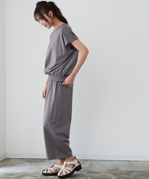 SMILE LAND(スマイルランド)の「大きいサイズ カットソーデザインセットアップ(Tシャツ/カットソー・レディース・ブルー系/ブラック/グレー系・L/5L/4L/LL/3L)」の20枚目の写真