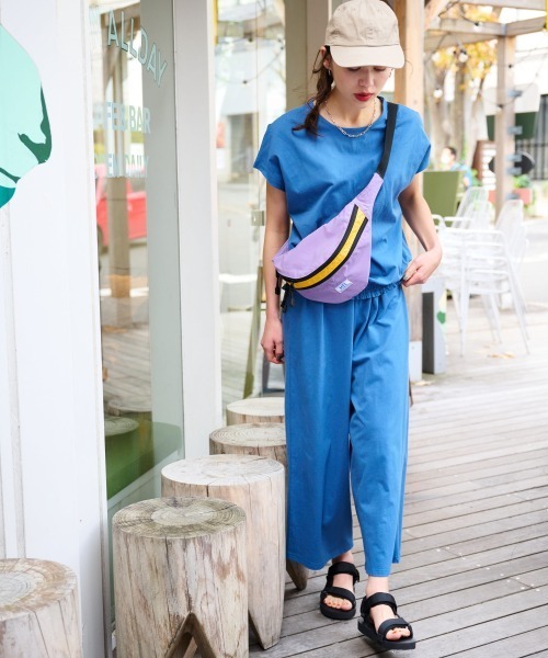 SMILE LAND(スマイルランド)の「大きいサイズ カットソーデザインセットアップ(Tシャツ/カットソー・レディース・ブルー系/ブラック/グレー系・L/5L/4L/LL/3L)」の15枚目の写真