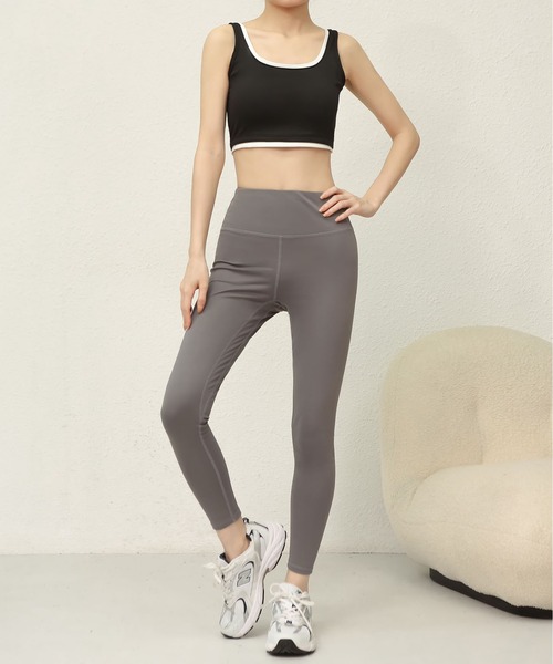 FREE BLUES（フリーブルース）の「バイカラー ヨガフィットネススポーツブラ/パッド付き（スポーツブラ・レディース・ブラック/ブルー/ミント/アイボリー・M）」の7枚目の写真