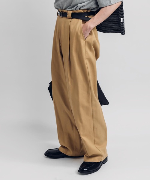 MUHET(ミュエータ)の「ストレートチノパンツ(チノパンツ・レディース・ネイビー/ベージュ/オフホワイト・SMALL/X-LARGE/MEDIUM)」の19枚目の写真