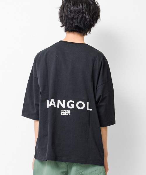 KANGOL KIDS(カンゴールキッズ)の「KANGOL 別注バックロゴスーパービッグTシャツ(Tシャツ/カットソー・キッズ・ブラック/チャコールグレー/オフホワイト・120/130/140/150)」の1枚目の写真
