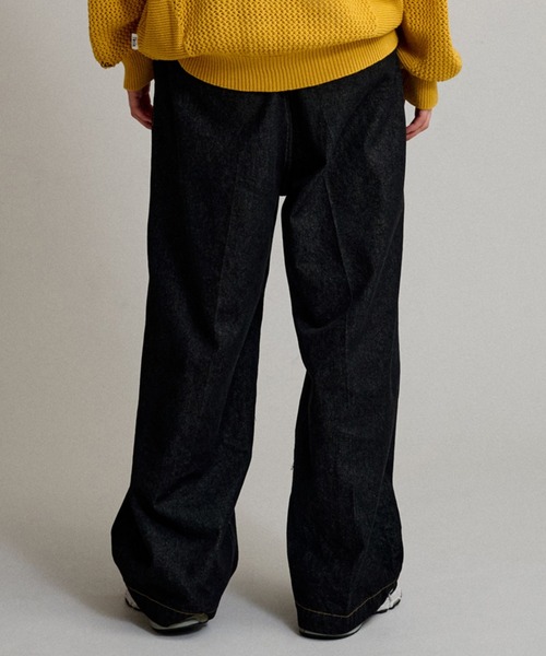 WETTEMPT（ウィテンプト）の「1 TUCK DENIM TROUSERS / ワンタックデニムトラウザー（デニムパンツ・メンズ・インディゴブルー/ブラック/ライトブルー/ブラック系/ダークインディゴブルー・SMALL/MEDIUM/LARGE）」の18枚目の写真