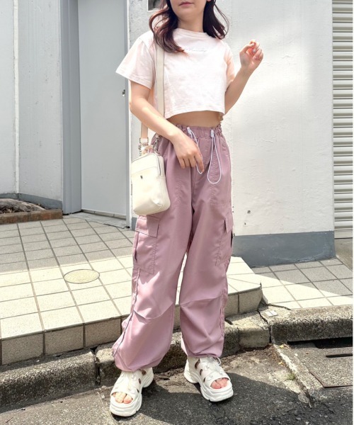 OLIVE des OLIVE（オリーブデオリーブ）の「クロップドTシャツ　1031060370（Tシャツ/カットソー・レディース・オフホワイト/ピンク/ブラック・FREE）」の11枚目の写真