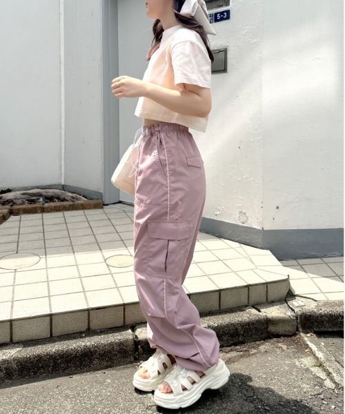 OLIVE des OLIVE（オリーブデオリーブ）の「クロップドTシャツ　1031060370（Tシャツ/カットソー・レディース・オフホワイト/ピンク/ブラック・FREE）」の19枚目の写真