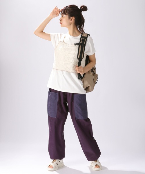 niko and（ニコアンド）の「バイカラーBIGポケットパンツ