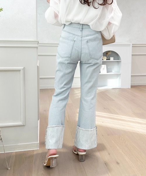 apres jour（アプレジュール）の「ハイウエストレースロールアップフレアデニム【ZOZOTOWN限定アイテム】（デニムパンツ・レディース・インディゴブルー/ライトブルー/ブラック・X-LARGE/MEDIUM/SMALL/LARGE）」の15枚目の写真