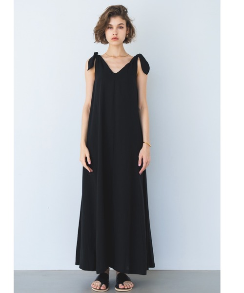 ALEXIA STAM(アリシアスタン)の「Tie Shoulder Long Dress / Vカット麻混ワンピース(ワンピース・レディース・ブラック/グリーン/ブラウン・FREE)」の5枚目の写真