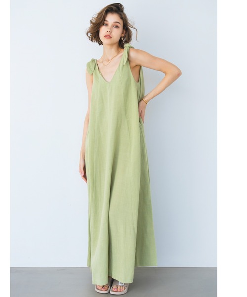 ALEXIA STAM(アリシアスタン)の「Tie Shoulder Long Dress / Vカット麻混ワンピース(ワンピース・レディース・ブラック/グリーン/ブラウン・FREE)」の18枚目の写真