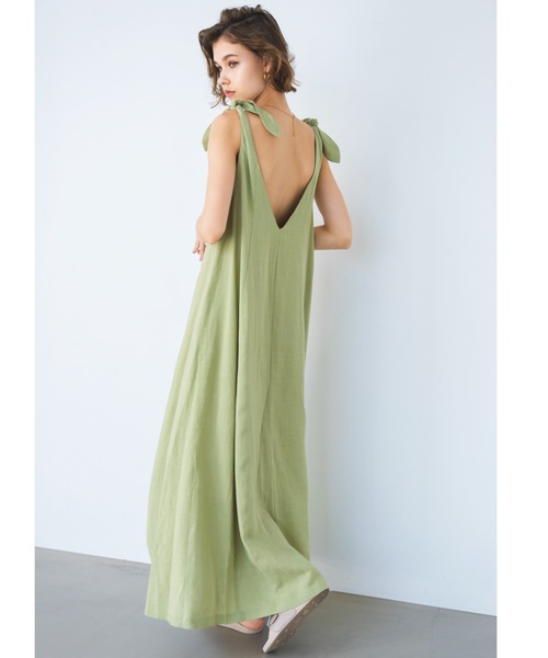 ALEXIA STAM(アリシアスタン)の「Tie Shoulder Long Dress / Vカット麻混ワンピース(ワンピース・レディース・ブラック/グリーン/ブラウン・FREE)」の19枚目の写真