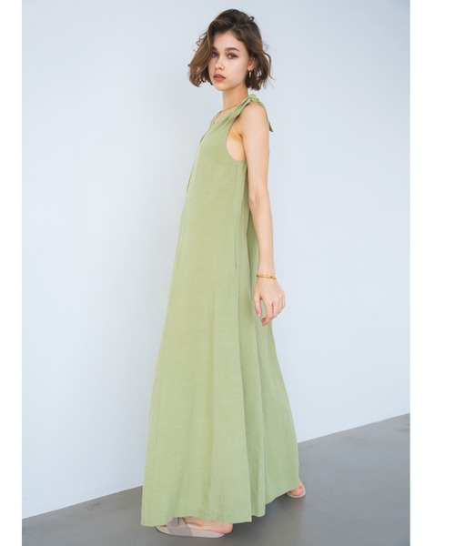 ALEXIA STAM(アリシアスタン)の「Tie Shoulder Long Dress / Vカット麻混ワンピース(ワンピース・レディース・ブラック/グリーン/ブラウン・FREE)」の20枚目の写真