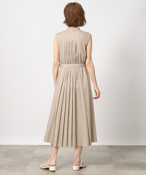 grove（グローブ）の「◆着映え間違いなし！シャンブレープリーツワンピース（ワンピース・レディース・ブルー/ライトベージュ/ブラウン系・02/03/01/04/05）」の7枚目の写真