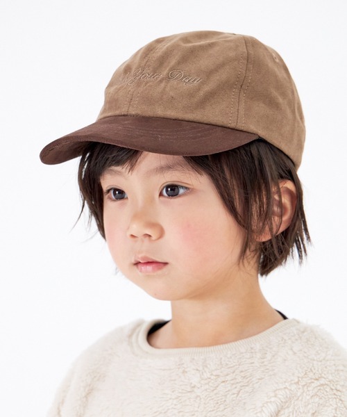 MAKE YOUR DAY(メイクユアデイ)の「スエードロゴキャップ(キャップ・キッズ・ワインレッド/カーキ/モカ・S/L/M)」の2枚目の写真
