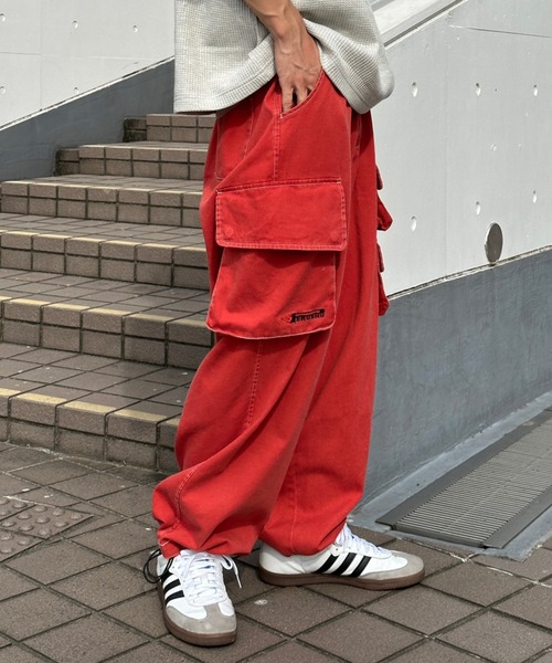Perushu(ペルーシュ)の「マルチポケットワイドイージースノーカーゴパンツ(カーゴパンツ・メンズ・チャコールグレー/カーキ/レッド・LARGE/SMALL/MEDIUM)」の20枚目の写真