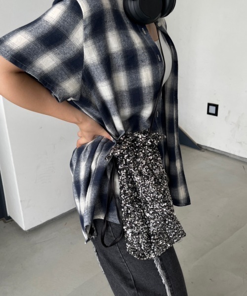 nemne store（ネンネストア）の「スパンコールバッグ（ショルダーバッグ・レディース・ブラック/シルバー・フリー）」の11枚目の写真