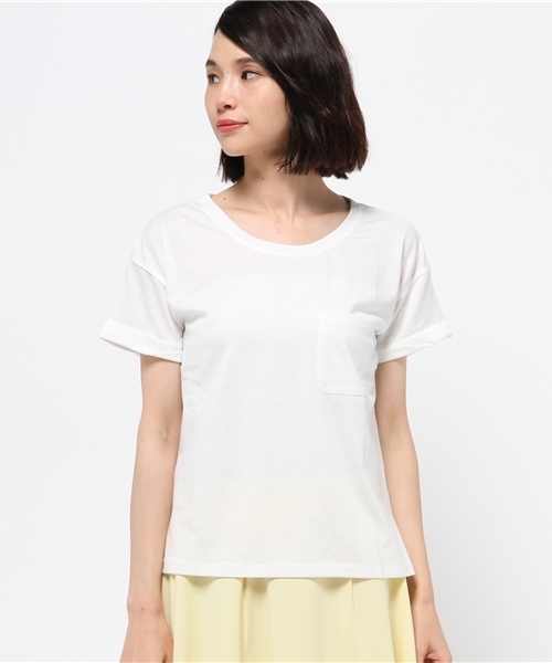 one after another NICE CLAUP(ワンアフターアナザーナイスクラップ)の「【ナイスクラップ】ポケット付きTシャツ(Tシャツ/カットソー・レディース・オフホワイト/カーキ/ネイビー・FREE)」の4枚目の写真