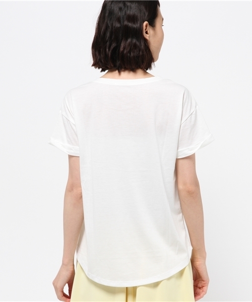 one after another NICE CLAUP(ワンアフターアナザーナイスクラップ)の「【ナイスクラップ】ポケット付きTシャツ(Tシャツ/カットソー・レディース・オフホワイト/カーキ/ネイビー・FREE)」の6枚目の写真