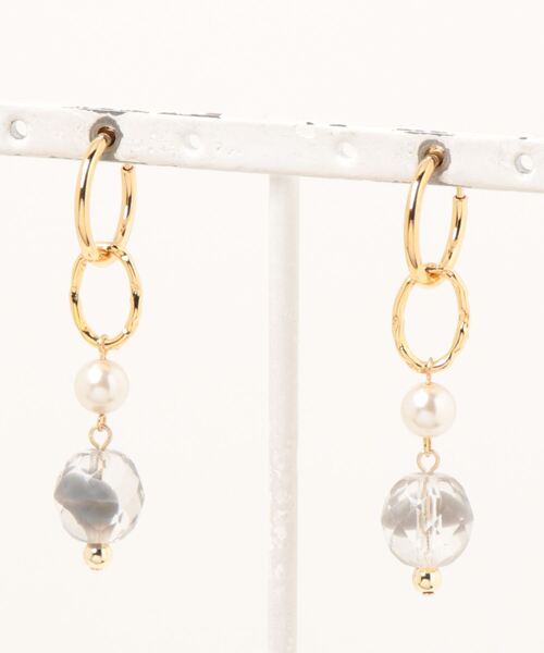 tone(トーン)の「【Cherie+Chambre】Beads×Pearl Ring Earring(イヤリング・レディース・グレー・FREE)」の3枚目の写真