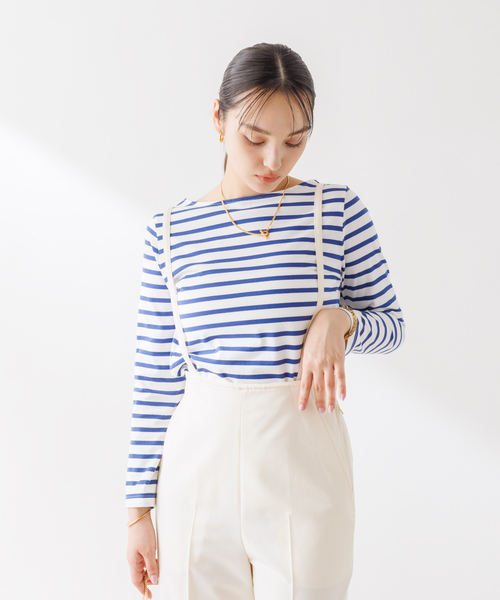 Rouge vif Anna(ルージュヴィフアンナ)の「バックVボーダーロンT(Tシャツ/カットソー・レディース・ブラック/ブルー・フリー)」の11枚目の写真