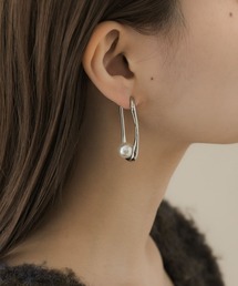 SMELLY | メタルニュアンスラインパールイヤリング(イヤリング)