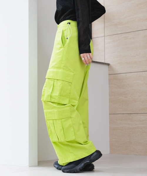 RAGEBLUE（レイジブルー）の「ビッグポケット/ミリタリールーズカーゴパンツ（カーゴパンツ・レディース・ライトグレー/ブラック/ライム・FREE）」の14枚目の写真