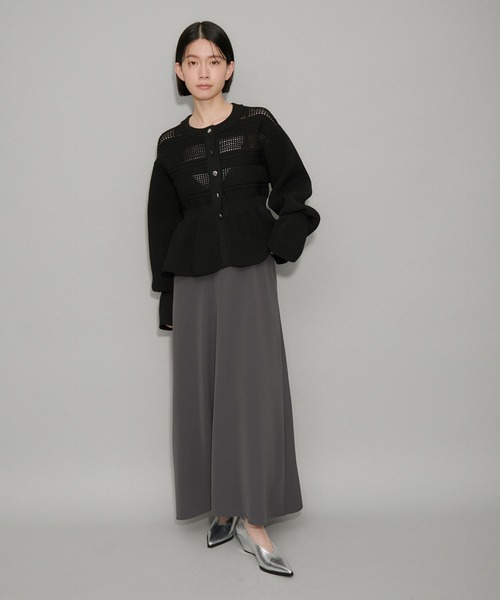 ADAM ET ROPE'(アダムエロペ)の「【サステナブル・WEB限定】ペプラムカーディガン(カーディガン/ボレロ・レディース・ブラック/グレー/オフホワイト・FREE)」の10枚目の写真