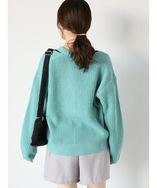 ehka sopo（エヘカソポ）の「カットアウトVネックカーディガン（カーディガン/ボレロ・レディース・キナリ/グレー/ピンク/ミント・F）」の13枚目の写真