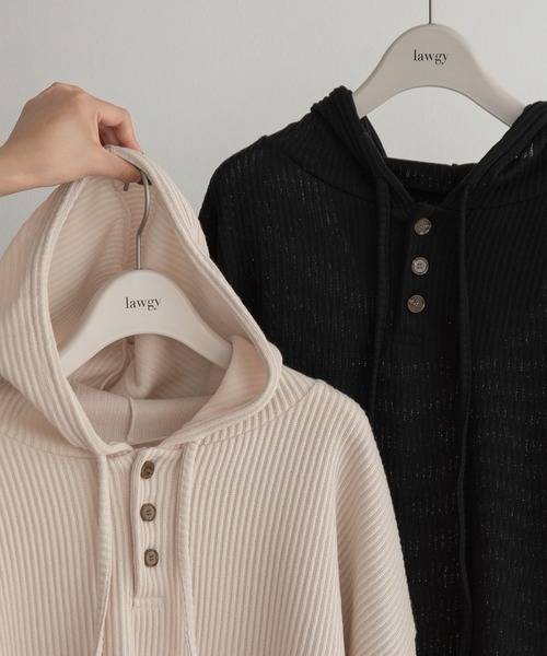 lawgy（ラウジー）の「string hood rib tops / ストリングフードリブトップス（Tシャツ/カットソー・レディース・ブラック/アイボリー・FREE）」の10枚目の写真