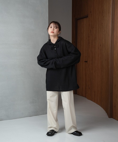 lawgy（ラウジー）の「string hood rib tops / ストリングフードリブトップス（Tシャツ/カットソー・レディース・ブラック/アイボリー・FREE）」の14枚目の写真