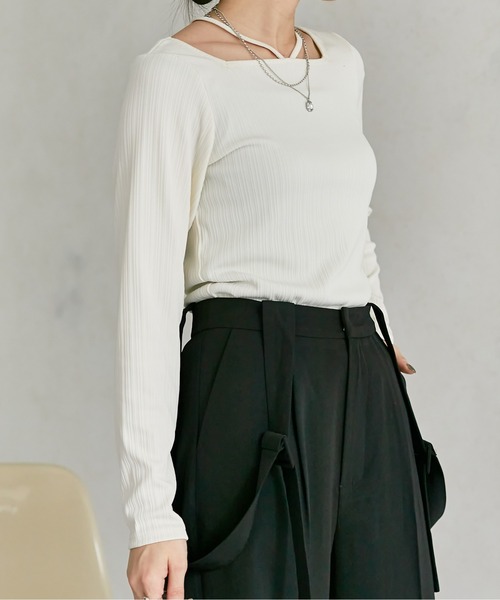 Thevon（ゼボン）の「ランダムリブホルターネックプルオーバー（Tシャツ/カットソー・レディース・オフホワイト/ブラック/モカ/イエロー・FREE）」の9枚目の写真