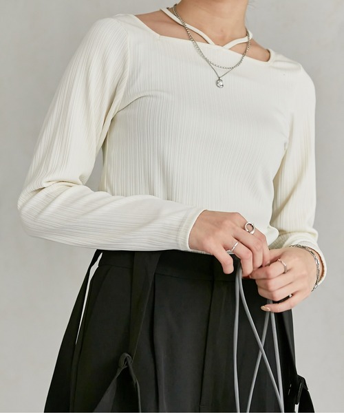 Thevon（ゼボン）の「ランダムリブホルターネックプルオーバー（Tシャツ/カットソー・レディース・オフホワイト/ブラック/モカ/イエロー・FREE）」の13枚目の写真