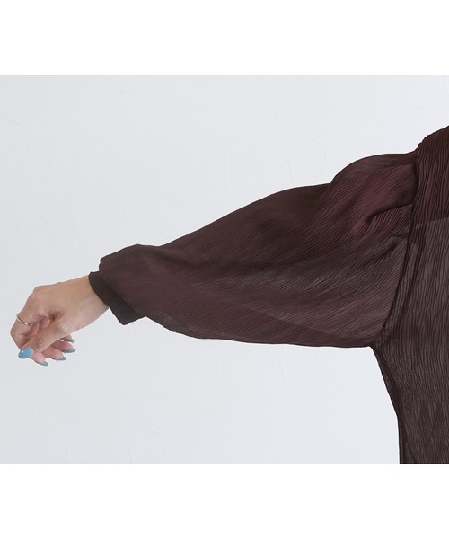 reca（レカ）の「ハイネックランダムプリーツボリュームスリーブブラウス（シャツ/ブラウス・レディース・アイボリー/ブラック/ミント/オリーブ/ブラウン系その他/ピンク系その他/ブルー・M）」の20枚目の写真