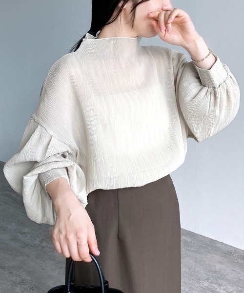 reca（レカ）の「ハイネックランダムプリーツボリュームスリーブブラウス（シャツ/ブラウス・レディース・アイボリー/ブラック/ミント/オリーブ/ブラウン系その他/ピンク系その他/ブルー・M）」の13枚目の写真