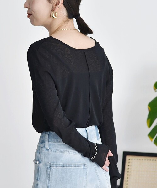 quaranciel(カランシエル)の「quaranciel:〈手洗い可能〉シアー スラブ 2WAY ロンTEE(Tシャツ/カットソー・レディース・ブラック/ライトグリーン/オフホワイト・ONE SIZE)」の6枚目の写真