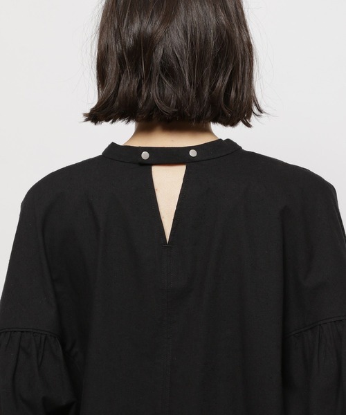 niko and...（ニコアンド）の「シルクネップドルマンブラウス（シャツ/ブラウス・レディース・ブラック/アイボリー・FREE）」の11枚目の写真