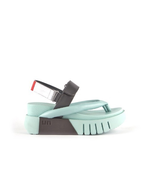 UNITED NUDE(ユナイテッドヌード)の「Delta Tong(サンダル・レディース・ブラック/ミント/ライトグレー/イエロー/バイオレット・38/36/37/39/35)」の4枚目の写真