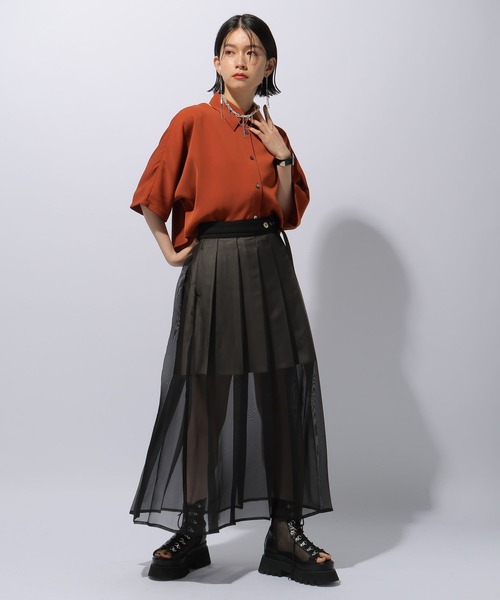 HARE(ハレ)の「トロミカタアキショートシャツ(HARE)(シャツ/ブラウス・レディース・ブラック/グレー/ブルー/オレンジ/パープル/グリーン/レッド・FREE)」の14枚目の写真