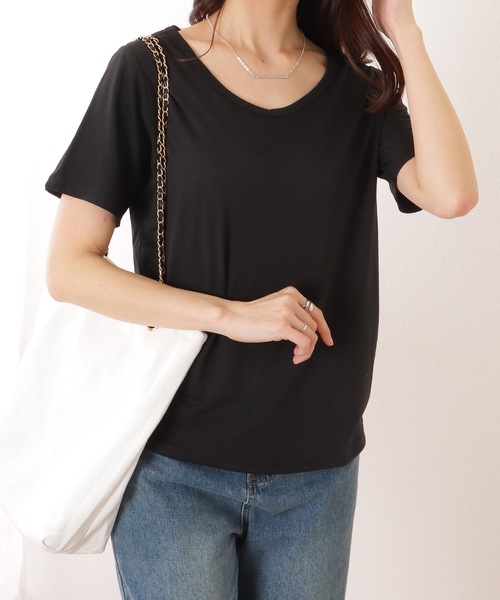 Lace Ladies(レースレディース)の「Vネック ベーシック 半袖 ゆる トップス(Tシャツ/カットソー・レディース・ブラック/ベージュ/ホワイト・S/M/XL)」の8枚目の写真