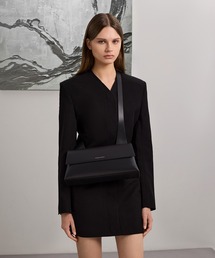 CHARLES & KEITH | Marcelineマーセリントラペーズショルダーバッグ(ショルダーバッグ)