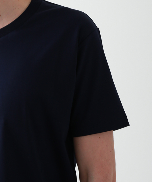 UNITED TOKYO（ユナイテッドトウキョウ）の「テクノラマスムースVネックカットソー（Tシャツ/カットソー・メンズ・オフホワイト/ブラック/ネイビー/グリーン/ピンク/ベージュ/キャメル・1/2/3）」の18枚目の写真